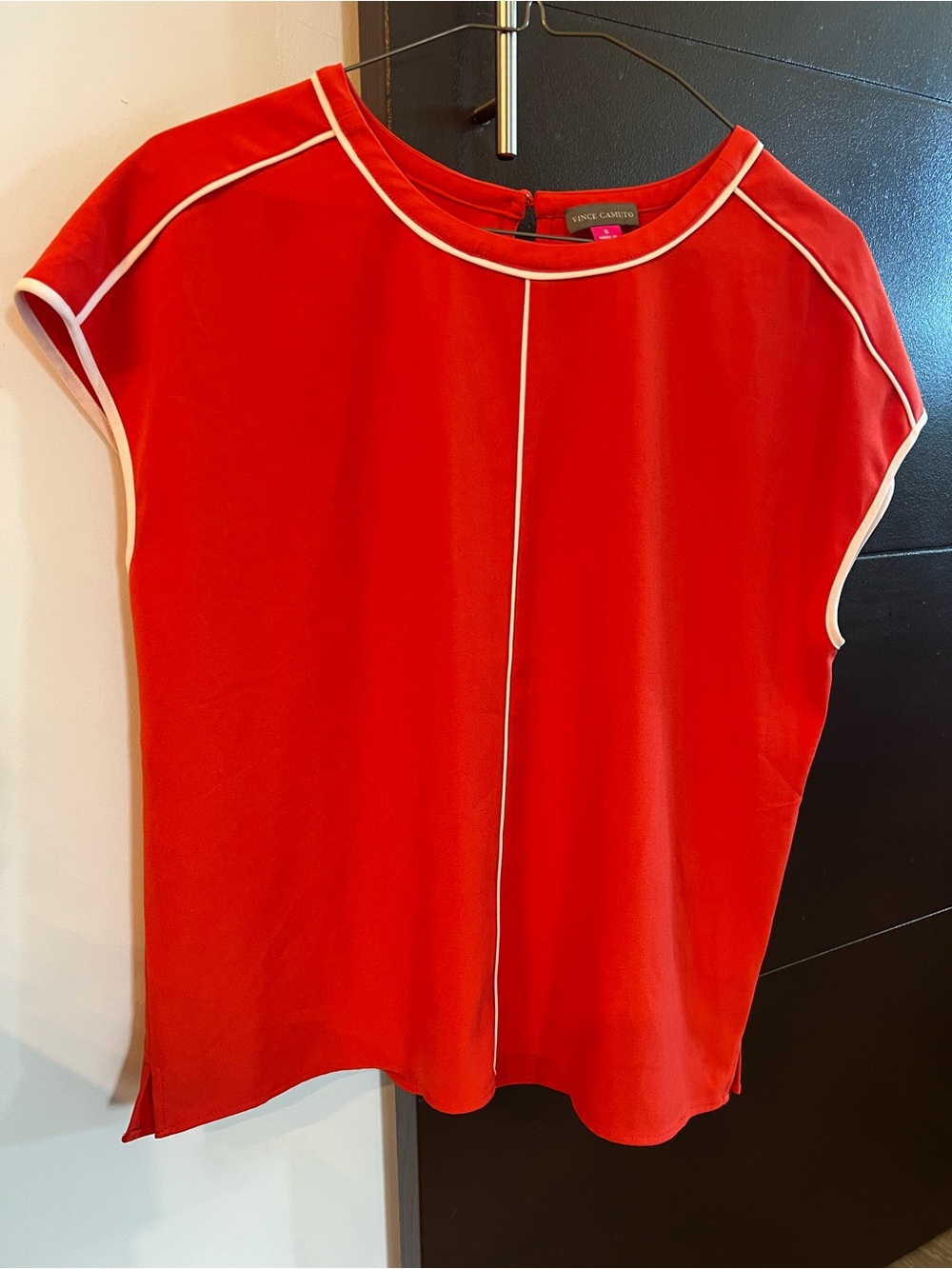 Vince Camuto Red Sleeveless Piped Blouse